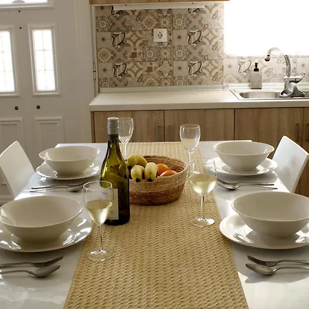 Angelina's Family Apartment